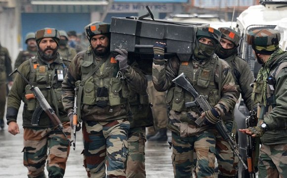 श्रीनगर सीआरपीएफ कैंप मुठभेड़ में दोनों आतंकी ढेर