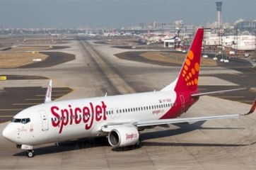 चेन्‍नई से दिल्‍ली जाने वाले स्‍पाइस जेट विमान का टायर फटा