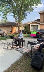 Professor Sings for Community Amid Coronavirus