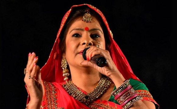 न्यूज नेशन पर लोक गायिका पद्मश्री मालिनी अवस्थी ने अपनी आवाज से बिखेरी छटा, देखें पूरा Video