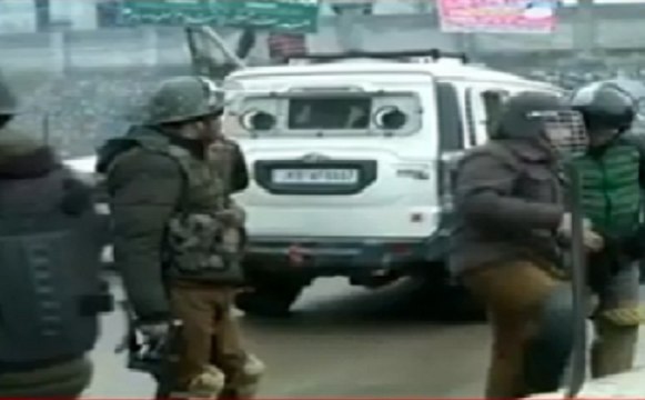 Jammu Kashmir: पुलवामा में आतंकियों से मुठभेड़, दो आतंकी ढेर