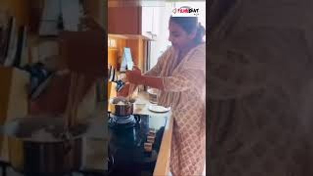 ಜೀವಮಾನದಲ್ಲೇ ಅಡುಗೆ ಮಾಡದ ವಿದ್ಯಾ ಬಾಲನ್ , ಮೋದಕವನ್ನು ಮಾಡಿದ್ದು ಹೀಗೆ | Vidya Balan | Filmibeat Kannada