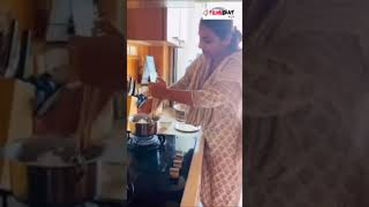 ಜೀವಮಾನದಲ್ಲೇ ಅಡುಗೆ ಮಾಡದ ವಿದ್ಯಾ ಬಾಲನ್ , ಮೋದಕವನ್ನು ಮಾಡಿದ್ದು ಹೀಗೆ | Vidya Balan | Filmibeat Kannada