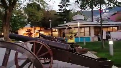 İftar saatinde ramazan topu yerine ses bombası patlatıldı