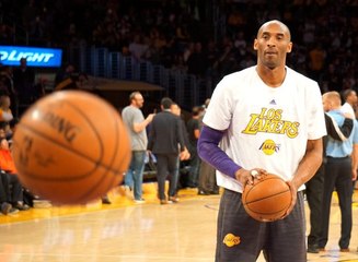 Michael Jordan'ın belgeseline benzer bir belgesel de Kobe Bryant için çekilecek