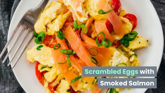Keto Scrambled Eggs with Smoked Salmon - easy keto smoked salmon scramble (beginners keto recipe!)