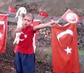23 Nisan videosu ile Türkiye'nin gündemine oturan çocuk büyüyünce ne olmak istiyor