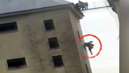 Arjantin'de isyan çıkan hapishanedeki bir mahkum çatıdan düştü
