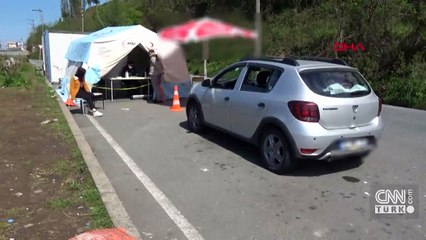 Rize'de yollar molozlarla kapandı
