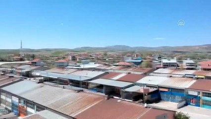 Sokağa çıkma kısıtlaması nedeniyle sessizliğe bürünen Çubuk havadan görüntülendi