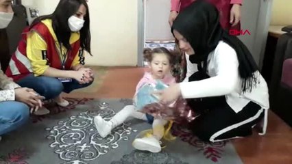 KARABÜK Babası gelemeyince Vefa Grubu doğum gününü kutladı