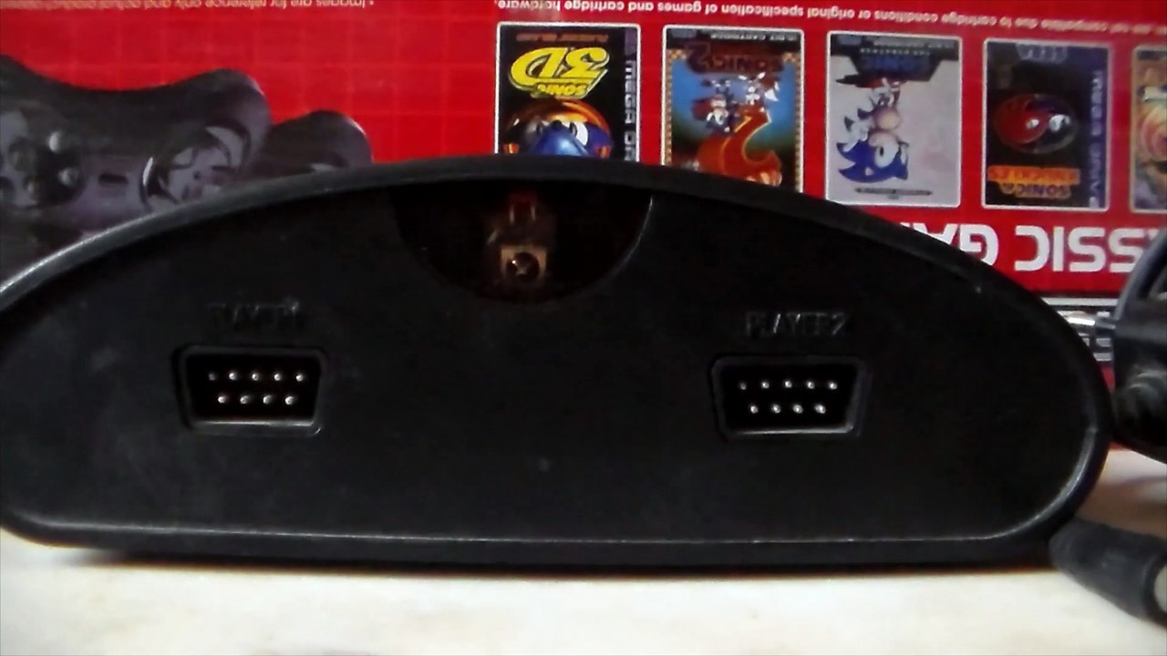 Présentation de la fausse Megadrive/vraie Megadrive mini de Sega