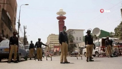Pakistan'da Ramazan ayının ilk iftarı