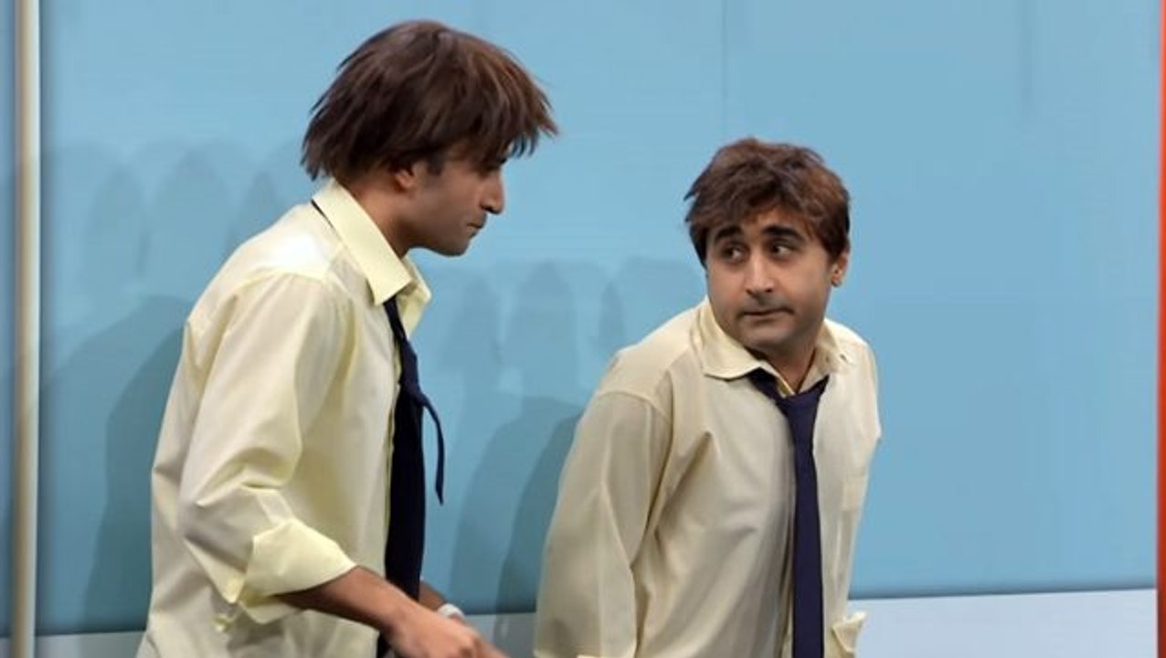 Güldür Güldür'ün Bilal'i korona gölgesinde, evinin bahçesinde sessiz sedasız evlendi