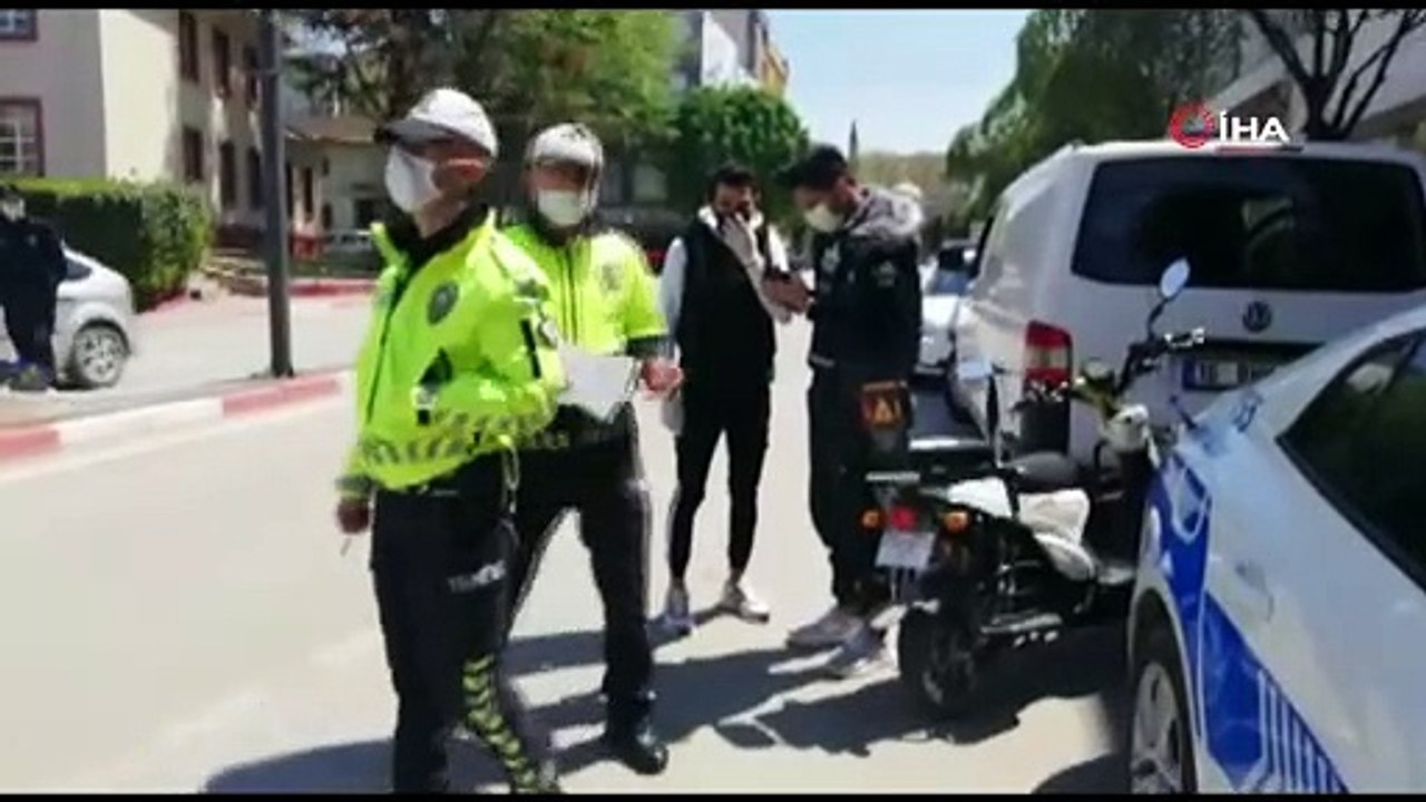 Bursa'da sokağa çıkanlar ceza yemeye devam ediyor