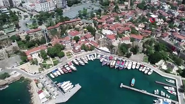 Dünyaca ünlü Konyaaltı Sahili 28 gündür kapalı