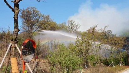 경기 군포 야산서 불...3,300㎡ 불타 / YTN