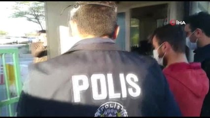 İstiklal Marşı'nı okurken vatandaşı yaralayan maganda gözaltına alındı