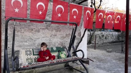 BALIKESİR 6 yaşındaki Recep Tayyip Erdoğan'a, jandarmadan doğum günü pastası