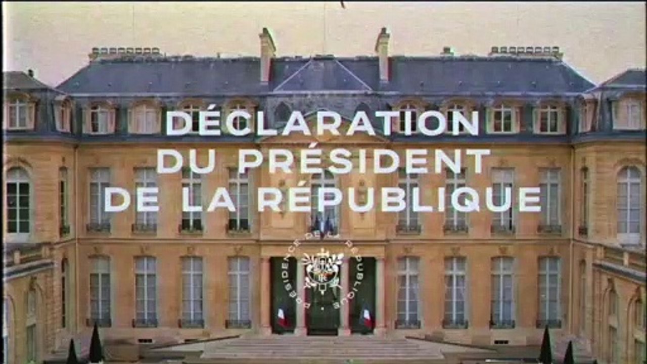 TRASH #03 - Macron VS Trump