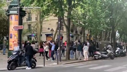 Les habitants du 18e arrondissement se déconfinent et dansent