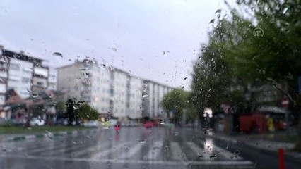 Sağanak yağış etkili oluyor - KIRKLARELİ