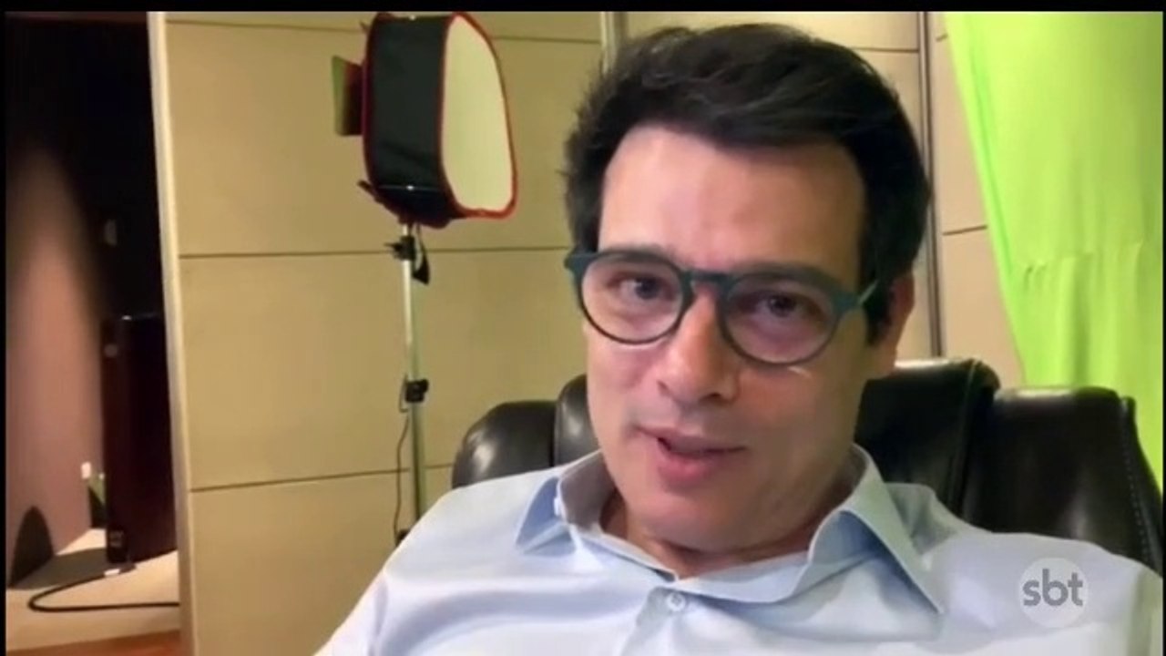 Encerramento Programa do Ratinho (reprise quarentena) e inicio Conexão Repórter Ao Vivo com Roberto Cabrini (06/04/2020) (23h45) | SBT 2020 (Combate ao novo coronavírus)