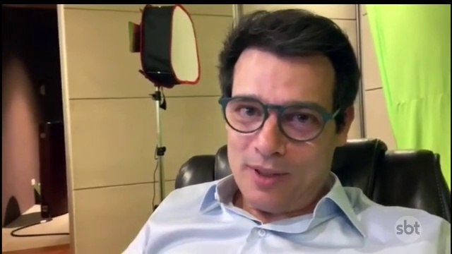 Encerramento Programa do Ratinho (reprise quarentena) e inicio Conexão Repórter Ao Vivo com Roberto Cabrini (06/04/2020) (23h45) | SBT 2020 (Combate ao novo coronavírus)