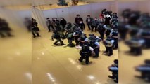 - Hong Kong’ta AVM’de yapılan protestoya polis müdahalesi