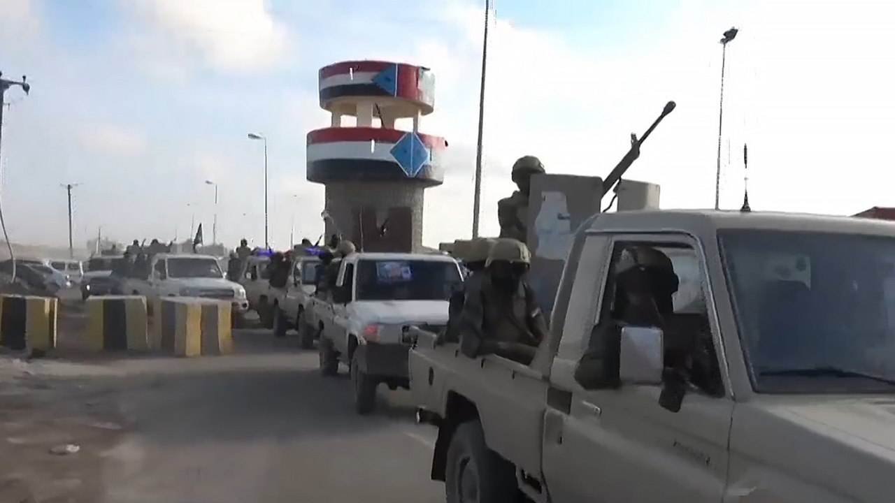 المجلس الانتقالي الجنوبي يعزز سيطرته على المرافق الحكومية بعدن