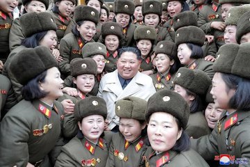 Güney Kore'ye göre Kim Jong-un hayatta ve durumu iyi