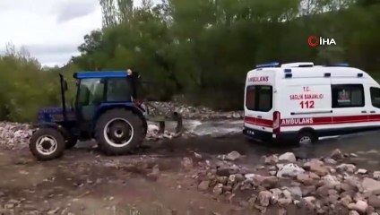 Çayda Mahsur Kalan Ambulansın Yardımına Köylüler Yetiştit