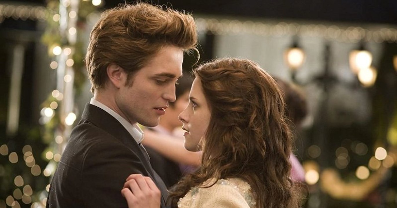 Twilight : le nouveau roman de Stephenie Meyer intitulé « Midnight Sun » sortira cet été