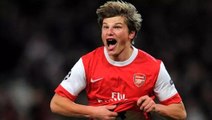 Arsenal'in eski futbolcusu Andrey Ashavin, koronavirüs günlerinde kurye oldu