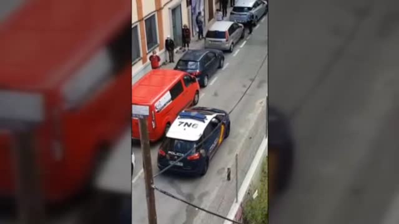 La interminable cola del hambre