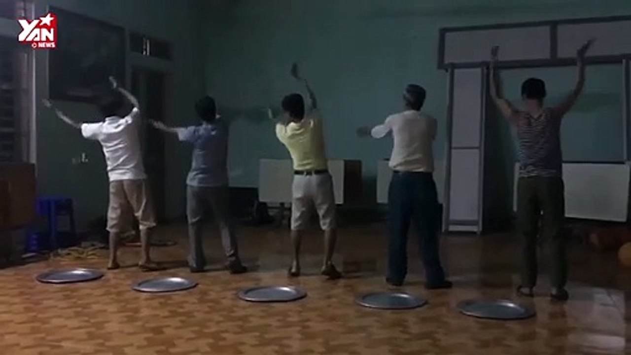 Team yêu vợ với màn biểu diễn tặng vợ 20/10 khiến cư dân mạng cười bò