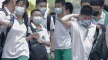 Los estudiantes del último curso de bachillerato vuelven a las aulas en China
