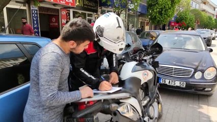 BURSA İnegöl'de sokağa çıkan 20 yaş altı gençlere ceza