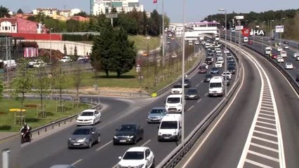 İstanbul'da eve dönüş trafiği eksi günlerini aratmadı