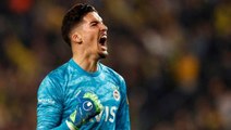 Sheffield United, Fenerbahçeli kaleci Altay Bayındır'ı listesine aldı
