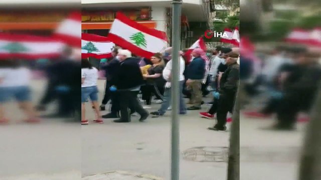 - Lübnan'da ekonomik kriz derinleşiyor- Lübnan'da doların yükselmesiyle hayat pahalılığı artıyor