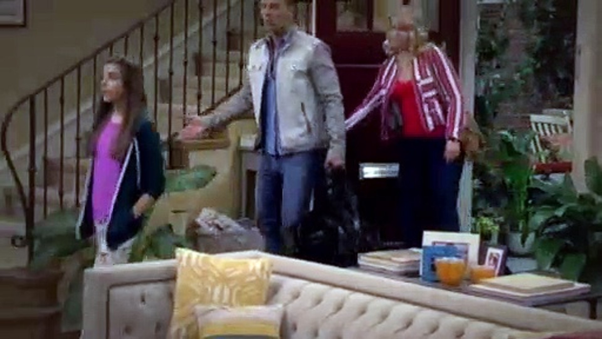 Melissa And Joey S03E37 - video Dailymotion
