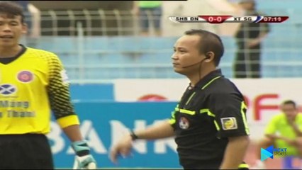 SHB Đà Nẵng - XMXT Sài Gòn | Trọng tài suýt ăn đòn, Đoàn Việt Cường "náo loạn" sân Chi Lăng| NEXT SPORTS