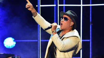 Errores de Daddy Yankee en plena tarima mira como los resuelve