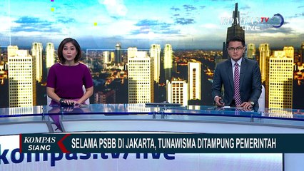 Tim Medis dengan APD Masuki GOR Tunawisma, Ini Alasannya!