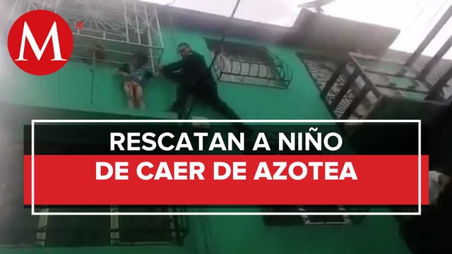 Policías capitalinos rescatan a niño de caer de un tercer piso en Tláhuac
