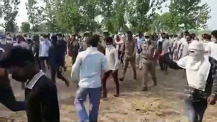 यूपी के बुलंदशहर में दो साधुओं की धारदार हथियारों से काटकर हत्या