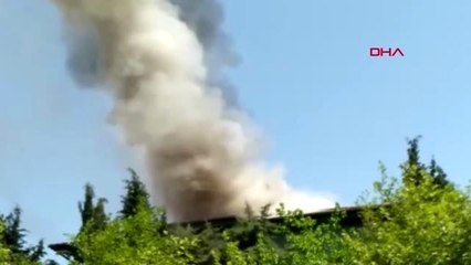 Denizli'de 112 istasyonu binasının çatısında yangın