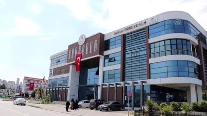 İhtiyaç sahiplerinin yüzü "askıda market ürünleri" ile gülüyor