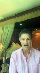 Marti Pellow sings for young Oliver